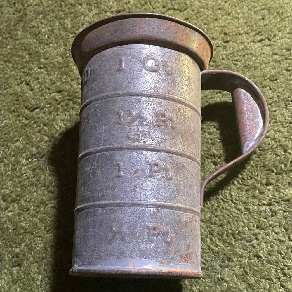 Vintage Metal Measuring Cup